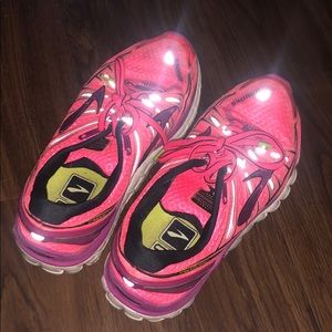 Brooks transcend ultimate running shoes